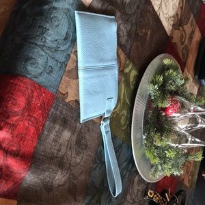 Thirty-one brand new wristlet